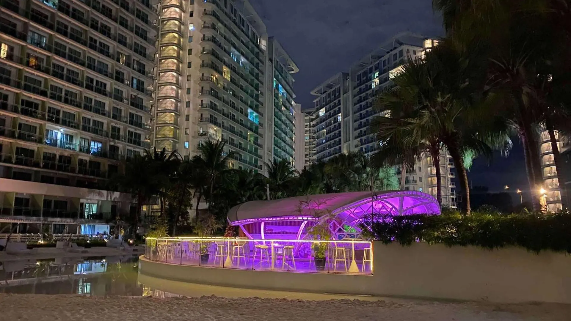 Azure 2Bedroom Best Beach Full And Beach View Near Airport Manilla 0*,