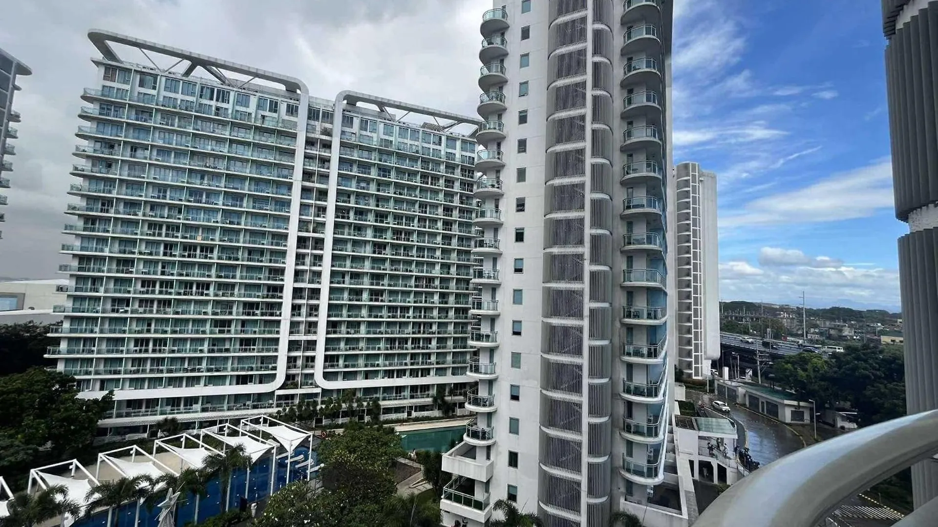 Azure 2Bedroom Best Beach Full And Beach View Near Airport Manilla